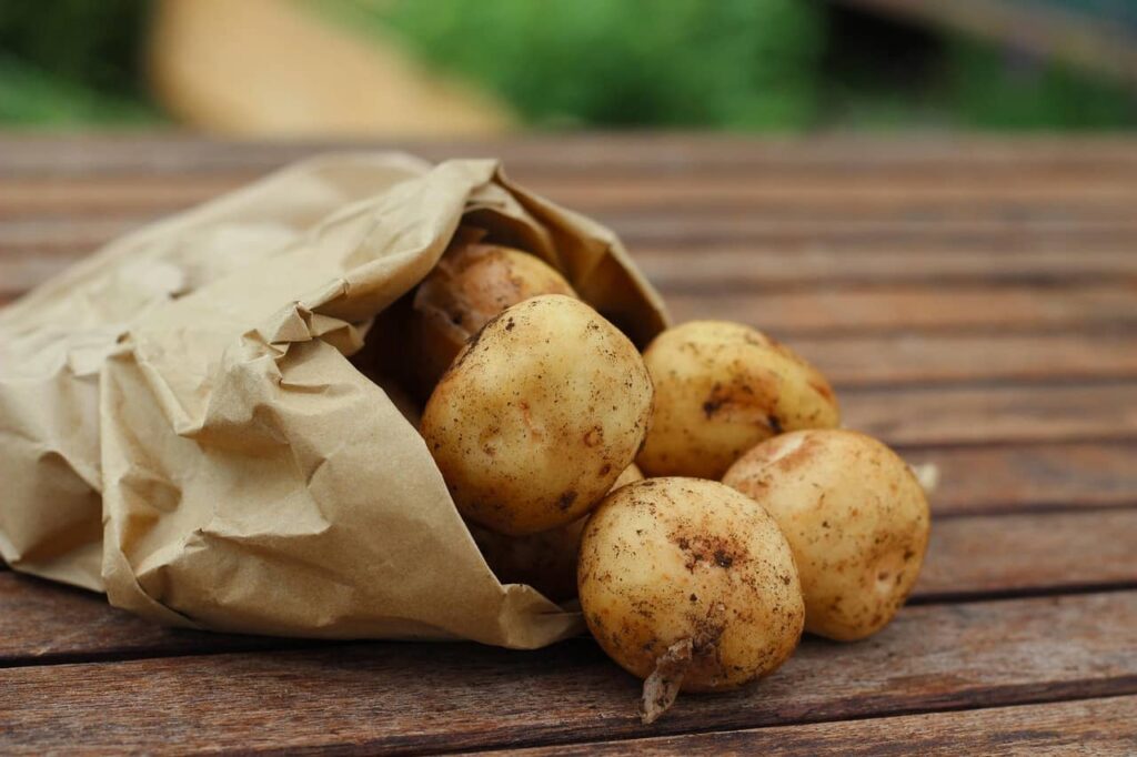 Baked sweet potatoes — vitamin-packed root foods that make skin look young