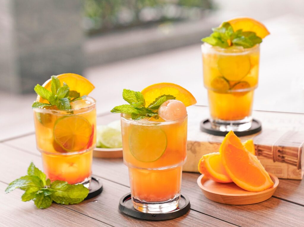 glasses of tea 
